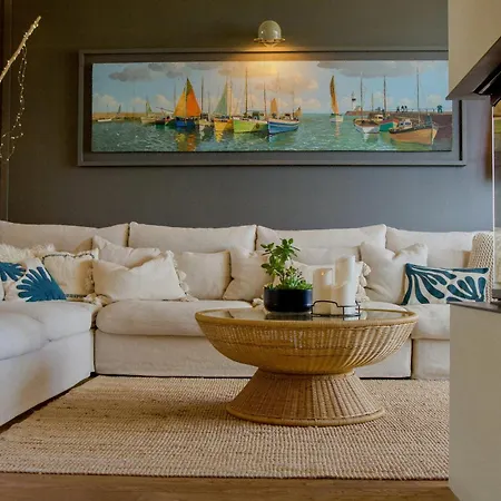Beachfront House In Loire-atlantique Holiday home Le Pouliguen