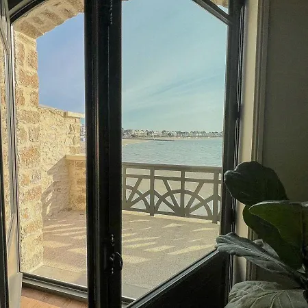Beachfront House In Loire-atlantique * Le Pouliguen